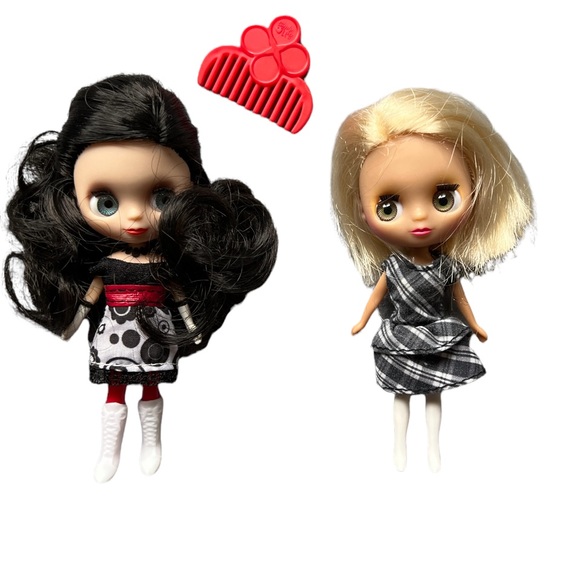 Littlest Pet Shop Blythe dolls with red comb accessory LPS - Picture 1 of 8